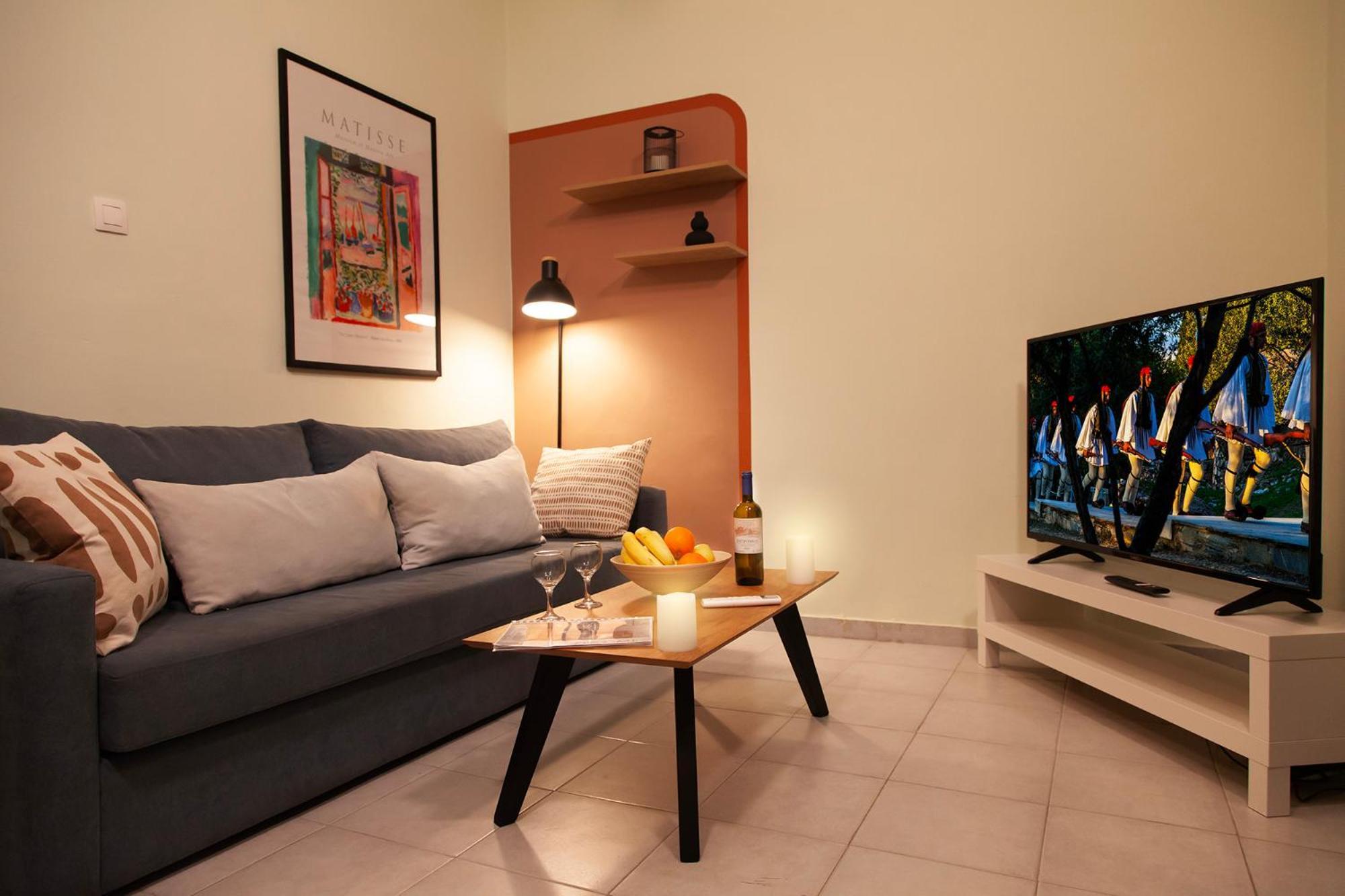 Aris123 By Smart Cozy Suites - Apartments In The Heart Of Athens - 5 Minutes From Metro - Available 24Hr 外观 照片