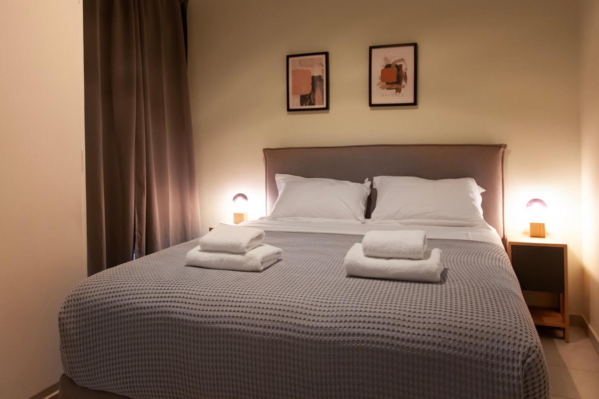 Aris123 By Smart Cozy Suites - Apartments In The Heart Of Athens - 5 Minutes From Metro - Available 24Hr 外观 照片