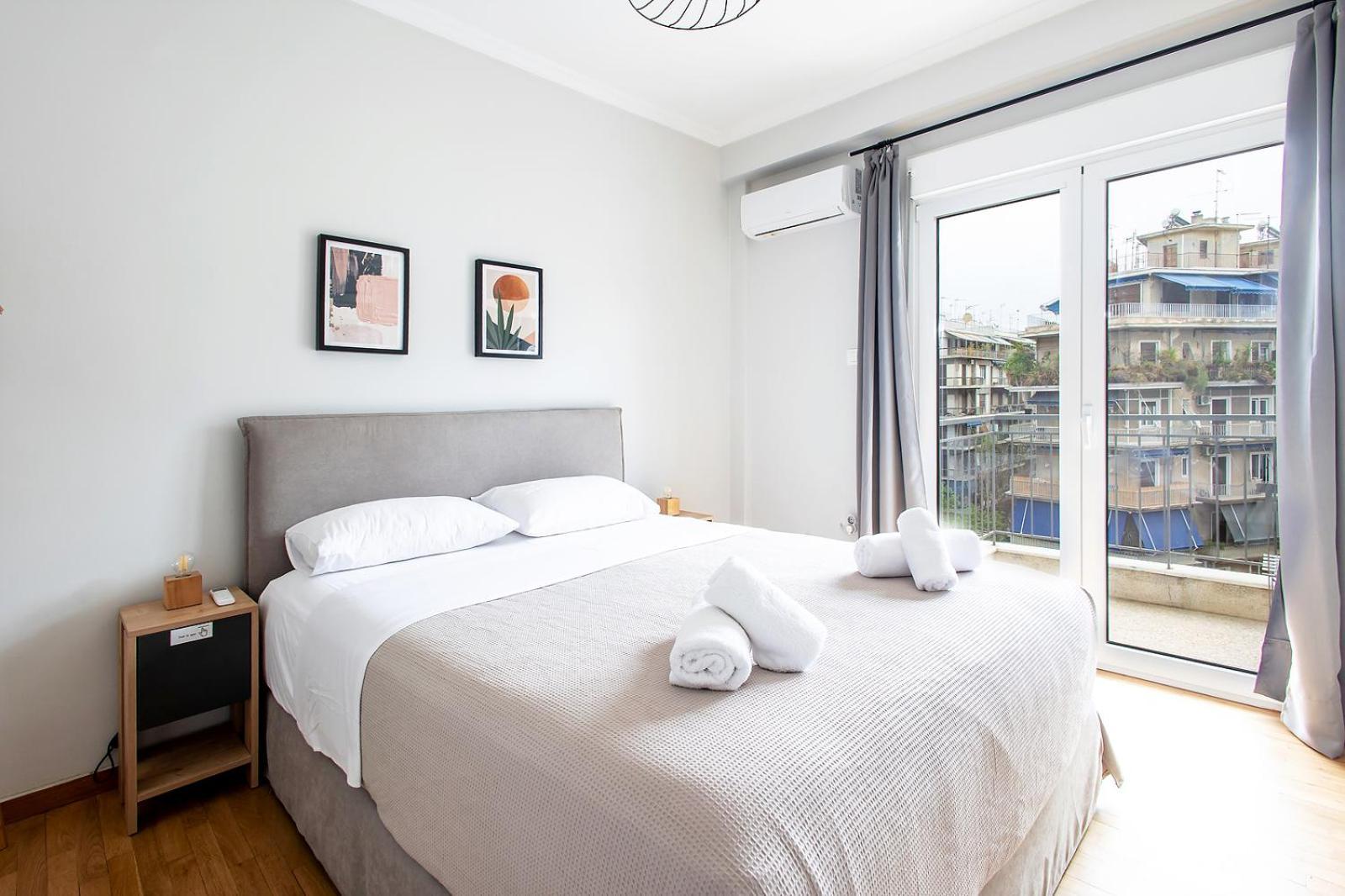 Aris123 By Smart Cozy Suites - Apartments In The Heart Of Athens - 5 Minutes From Metro - Available 24Hr 外观 照片