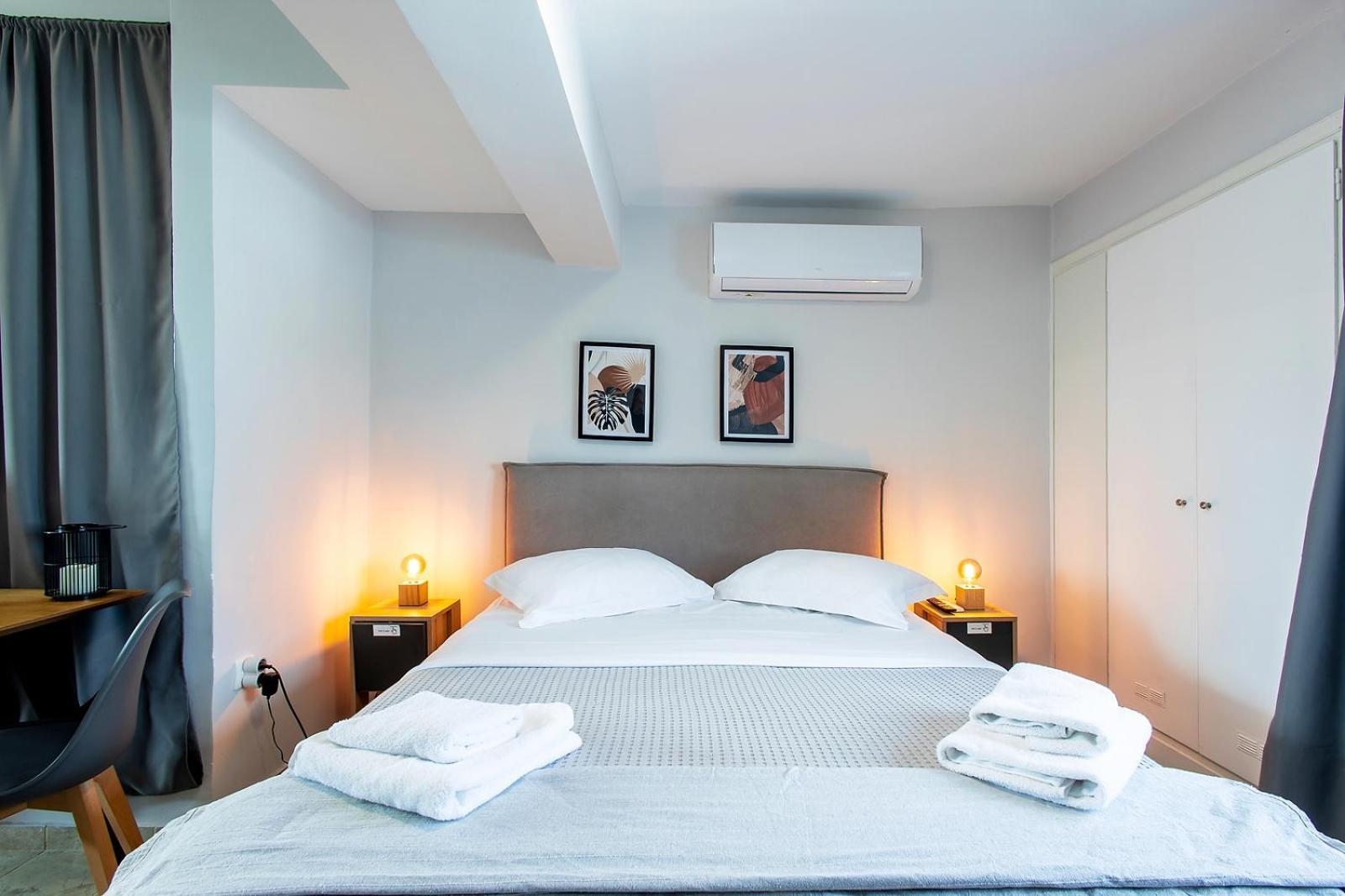 Aris123 By Smart Cozy Suites - Apartments In The Heart Of Athens - 5 Minutes From Metro - Available 24Hr 外观 照片
